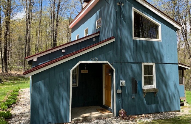 Four Season Charming Chalet close to everything