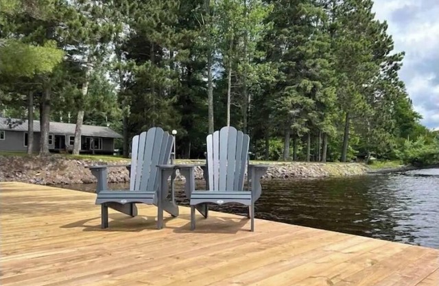Four season property on Bark Lake and OFSC 156