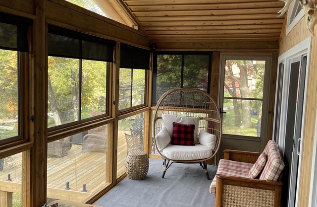 Four Season Water Front Family Friendly Cottage