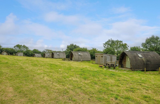 Fox Den @ Penbugle Organic Farm