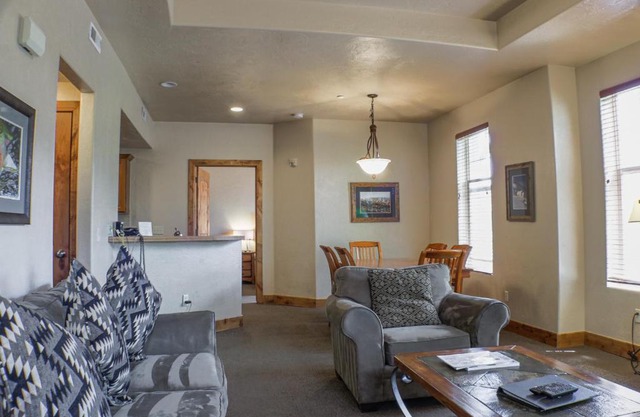 Foxpoint condo