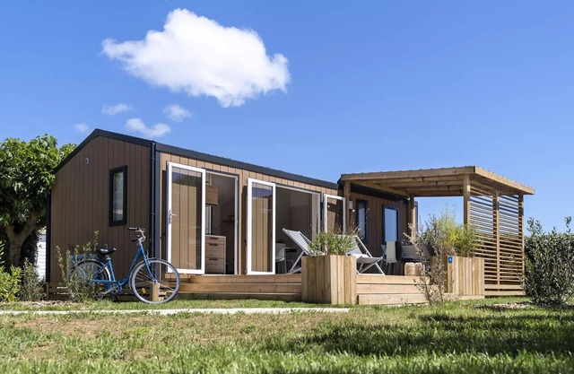Camping Au Bocage du Lac**** - Mobile home PREMIUM - 2 bedrooms - 2 bathrooms 4 people