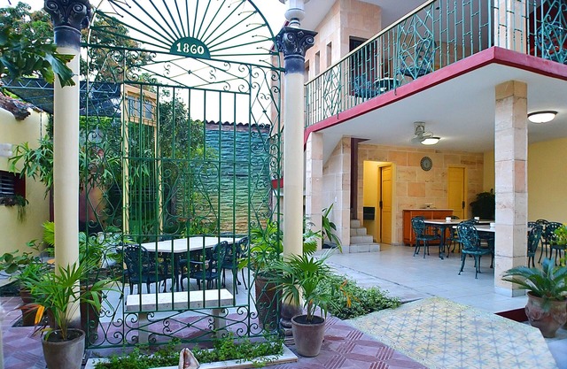 Francisco's House