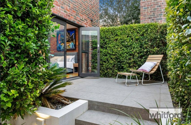 Frankie- Luxury Pool House, Sleeping 12, Geelong
