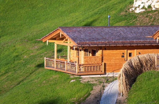 "franzerl Alm" für 2-4 Personen, Terrasse mit Bergblick, Whirlpool, Infrarotliegen