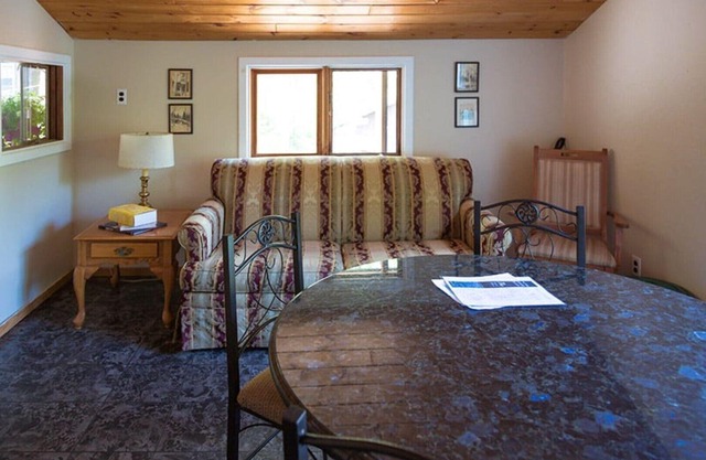 Fraser Cottage