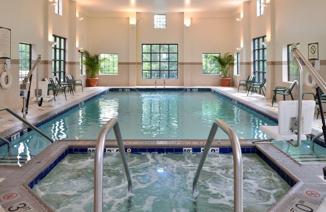 Free Breakfast. Indoor Pool & Hot Tub. Close to the Virginia Beach business district!