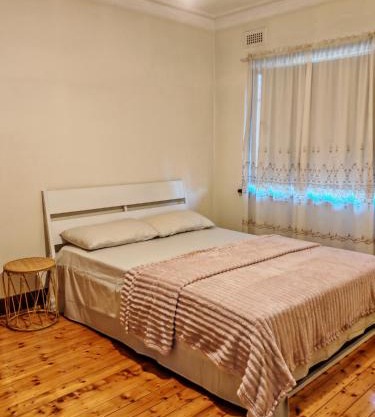 Free Parking Near Deakin Uni Private Entry Free WiFi Melbourne Quiet Stay Secure Stay