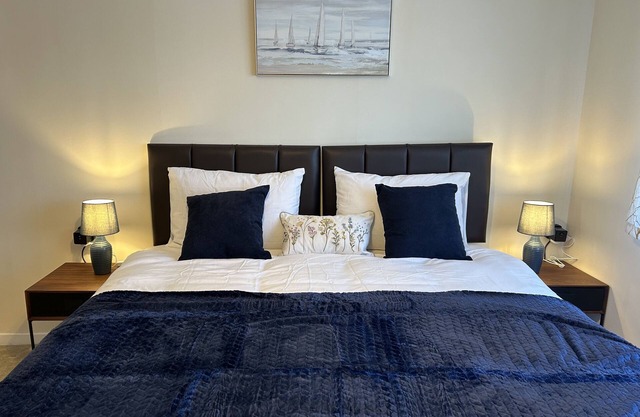 Free Parking | Private Garden | Fully Equipped | Family Friendly | Bus Stop