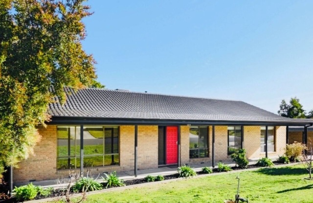 Free wifi pet friendly!! Happiness on Havelock 4bed renovated in Ballarat North!