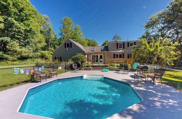 Freeport Landing - Dog Friendly & Pool