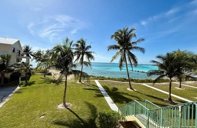 Freeport Luxury Oceanfront Home w/Community Pool