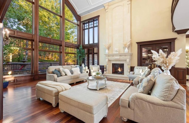French Château w/Swim Spa & Theatre: 11,700 sqft