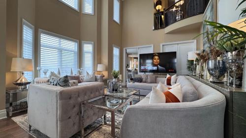 French Chateau Mansion In Richmond Hill