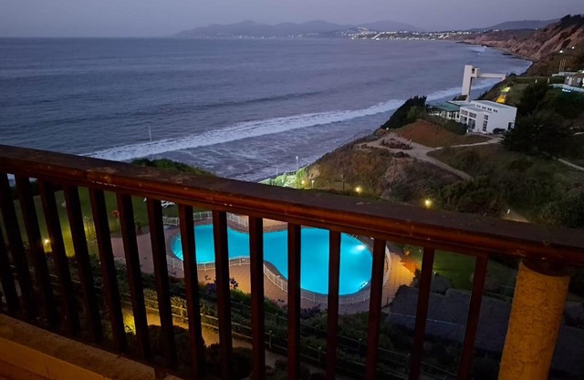 Frente al Mar