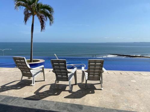 Frente Al Mar Ciudad Antigua Home Office 14B