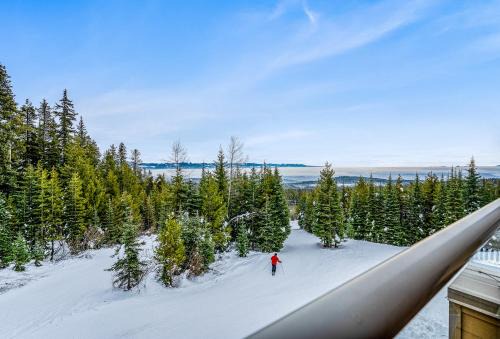 Fresh Tracks Retreat - Ski In Out Mtn View & Private Hot Tub