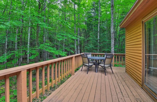Freshly done, Quiet & very comfortable house in the heart of the White Mountains