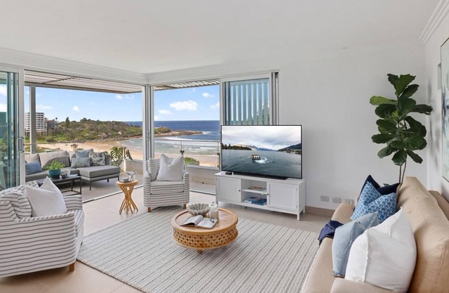 Freshwater Vista (IH) - Stunning beachside apartment with panoramic sea views