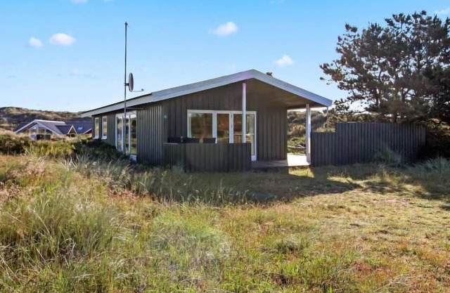 "Fridborg" - 1km from the sea by Interhome