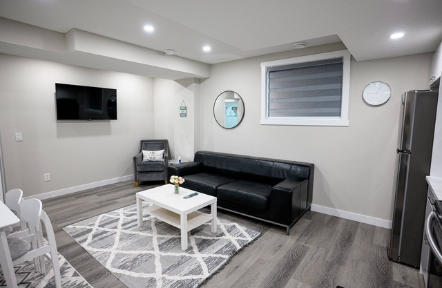 Friendly Entire Basement with 2 Bedrooms, 1 Full Bathroom & Full Kitchen