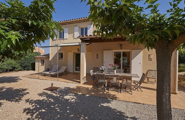 Villa con lavavajillas, en un entorno verde