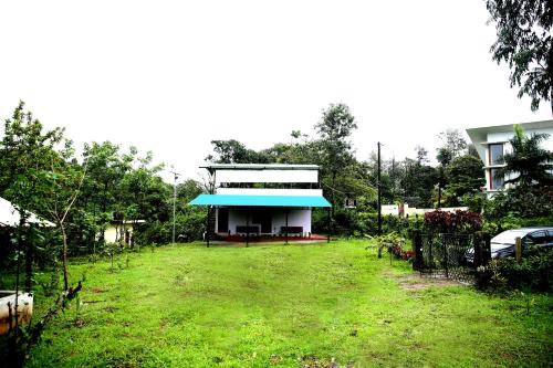 Frolic Homes
