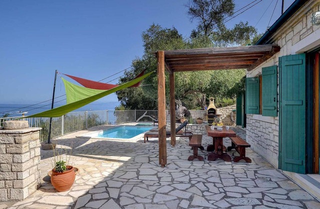From its elevated position directly above Levrecchio beach, this wonderfully light and airy villa en