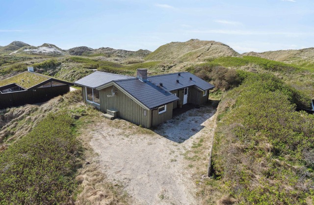 Front row to the North Sea in modern house