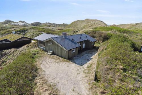 Front Row To The North Sea In Modern House