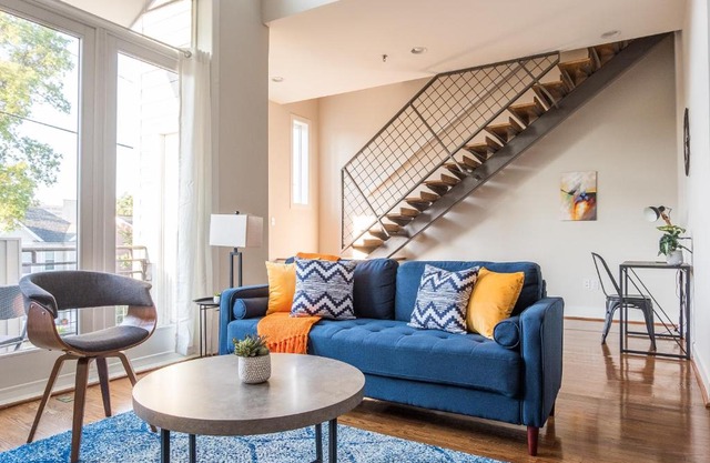 FRONTDESK NuLu Apts Louisville
