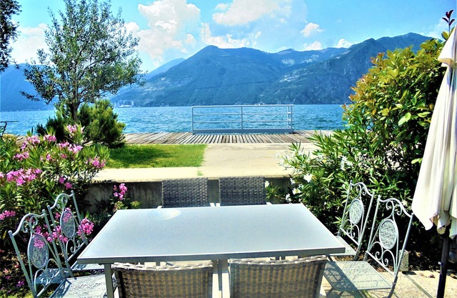 Frontlake Cristal Loft