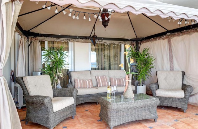 Frontline Beach Apartment - Sinfonia del Mar