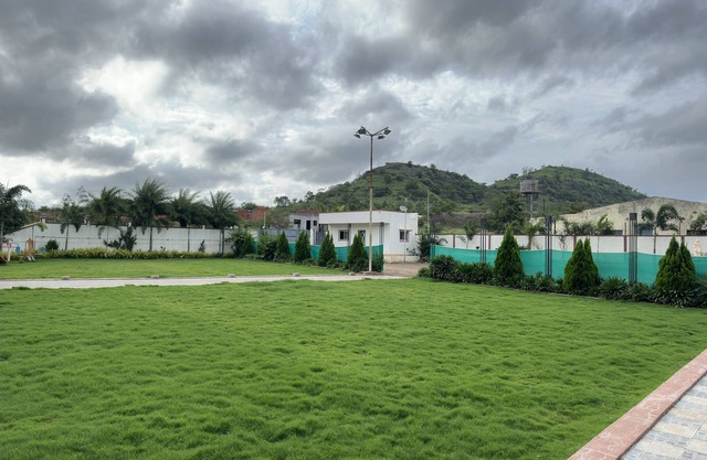 Fulgulab Lawns & Homestays