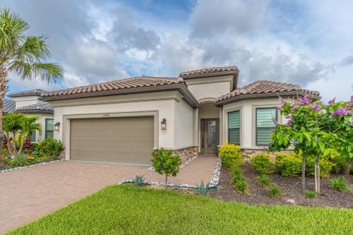 Full 3BR House in Naples!