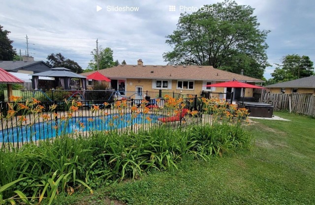 Full Apartment 5 min from Go train Whitby