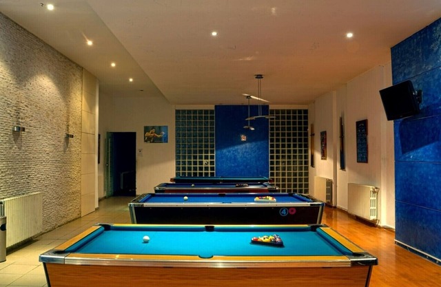 Full Country Club Access 4-bedroom apartment in Ehden Mountain Village