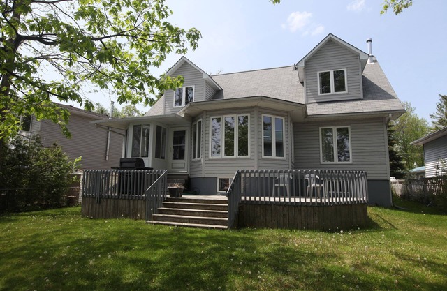 Full equiped lakeside house