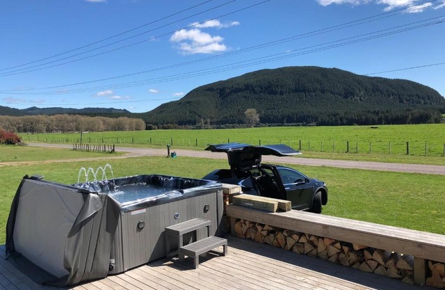 Full holiday home to yourself, up to 21 guests