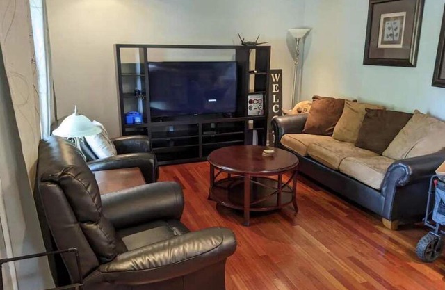 Full house - 5 bed, 2 bath