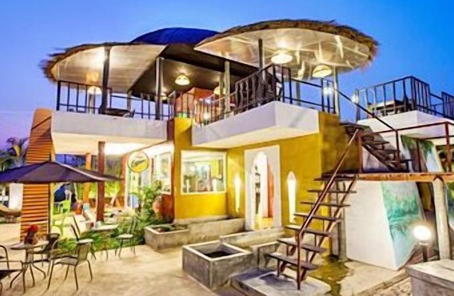 Full House Resort