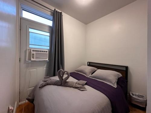 FULL KITCHEN 12min from DTOWN Room B