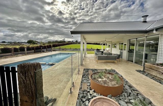 Inlet Waters Escape - Amplia casa de 7 dormitorios y propiedad. Casa 5BR y 2 suites king
