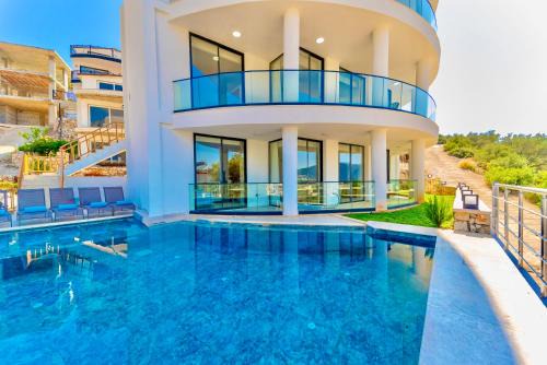Full Sea View with Pool in Kalkan 3