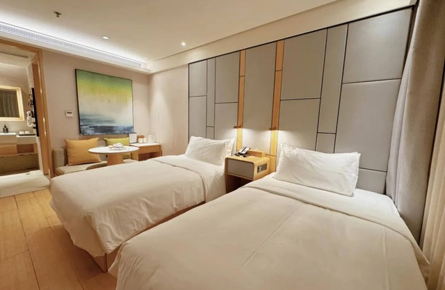 Full Season Hotel HongqiaoAirportAirport