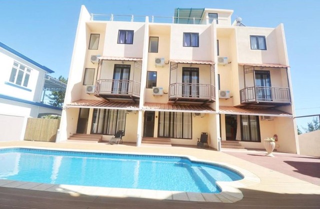 Fully Equipped Apart. 4 ppl Only 500m From Flic-en-flac Beach