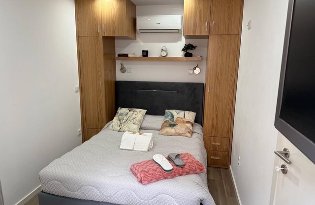 Fully furnished and equipped house for a comfortable stay.