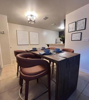 Fully Furnished at Jefferson Apartments
