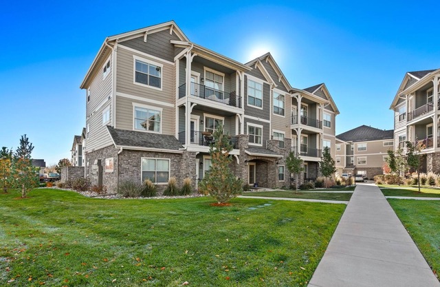 Fully Furnished Executive Rental-close to shopping & medical 30 Day minimum stay