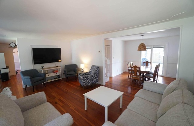 Fully Furnished Lakeside Living in Bright's Grove!